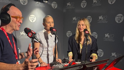 82. Mostra del Cinema di Venezia: Mona Fastvold e Amanda Seyfried presentano “The Testament of Ann Lee” a RTL 102.5