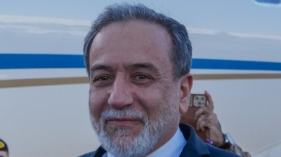 A Islamabad  Araghchi incontra il premier pakitsano Sharif in vista di un possibile confronto con gli inviati Usa 