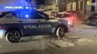 A Milano è caccia all'uomo che ha accoltellato un egiziano. E' un detenuto di Bollate, in carcere per omicidio