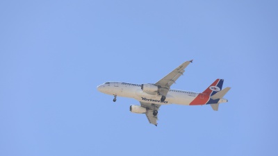 Airbus richiama seimila A320 per bug ai comandi di volo: stop ai voli, disagi globali e interventi urgenti