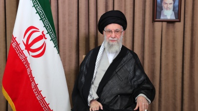Ali Khamenei a Donald Trump, se gli Usa attaccano ci saranno conseguenze irreparabili. Non ci arrenderemo 