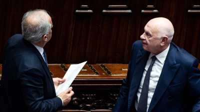 Almasri, Montecitorio (alla presenza di Meloni) dice no all’autorizzazione a procedere per Nordio e Piantedosi