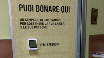 Anche la chiesa si adegua, le offerte si potranno fare con il pos, addio alle monetine