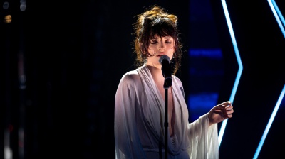 Angelica Bove nelle Nuove Proposte a Sanremo 2026: il testo e il significato del brano “Mattone”