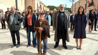 Box Office 30 ottobre – 2 novembre 2025: Italia in crescita, USA ai minimi dal 1997. La vita va così batte Dracula