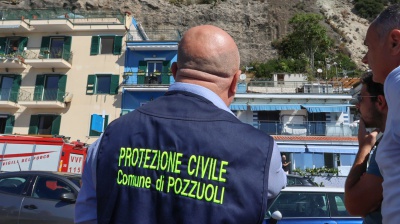Campi Flegrei, sciame sismico che non si ferma, scossa alle 17.22 di magnitudo 3.3, avvertita in tutta la zona occidentale di Napoli