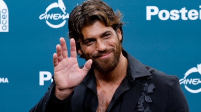 Can Yaman arrestato in Turchia. L'attore trovato con addosso delle sostanze stupefacenti