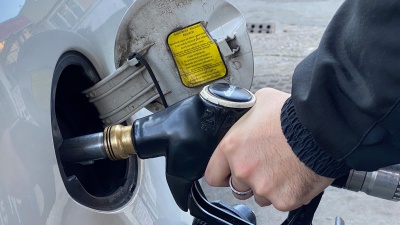Caro carburanti,  Il Consiglio dei ministri introduce un taglio di 25 centesimi al litro