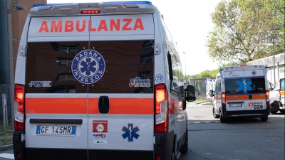 Caserta, 26enne ucciso a coltellate durante una rissa, due i feriti. Padre e figlio arrestati  