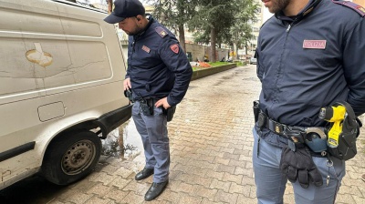 Caserta: cerca di uccidere l'ex fidanzata e poi tenta il suicidio, in carcere un 33enne 