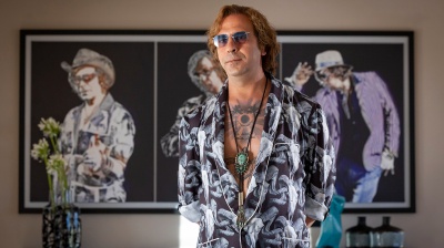 Checco Zalone, video messaggio in tv stasera a reti Mediaset unificate: inizia la promozione del nuovo film Buen Camino