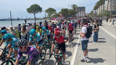 Ciclismo: il Giro d’Italia oggi a Valona, storia di una città trasformata 