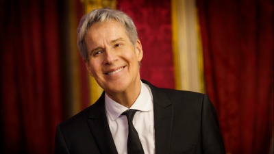 Claudio Baglioni sposta al 2027 il suo “Grantour la vita è adesso”, il cantautore ha una polmonite interstiziale acuta