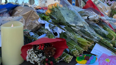 Crans - Montana, in fiamme il memoriale dedicato alle 41 vittime del rogo di Capodanno