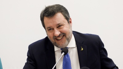Decreto Infrastrutture, slitta al 2026 lo stop alle auto diesel Euro 5. Limiti solo nelle grandi città