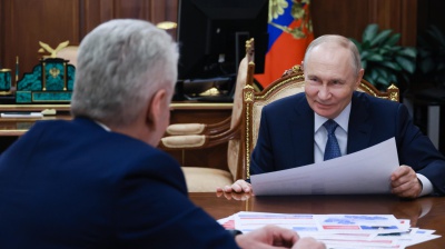 Diventano più stretti i dialoghi tra Russia e Francia, alla ricerca di soluzioni per la pace in Ucraina