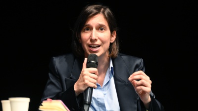 Elly Schlein a RTL 102.5: “Meloni pronta a sacrificare donne per difendere il suo potere”
