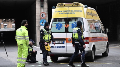 Genova: ragazzina di 13 anni in gravi condizioni dopo un salto nel vuoto di otto metri  a Voltri