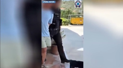 Giallo di Villa Pamphili: Ford fermato per controlli in diverse occasioni. La Polizia greca diffonde video dell'arresto 