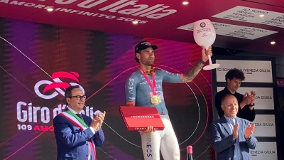 Giro, Filippo Ganna stravince la cronometro, Eulalio conserva la maglia rosa