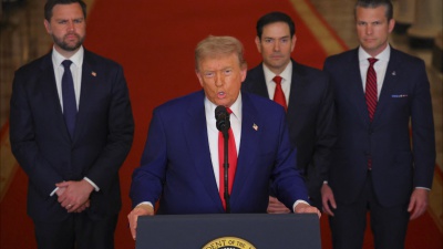 Gli Stati Uniti attaccano l'Iran. Trump, distrutti i siti nucleari, ora la pace altrimenti colpiamo altri obiettivi. Teheran, è guerra 