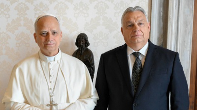 Governo, la premier Meloni riceve Orban ed indossa i panni della mediatrice tra Budapest e Bruxelles