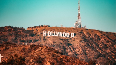 Hollywood si spacca sulla guerra a Gaza: oltre 1.200 firme contro il boicottaggio del cinema israeliano 