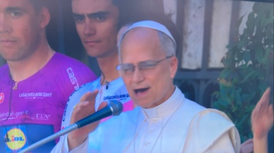 Il Giro nella storia, la corsa in Vaticano dal Papa
