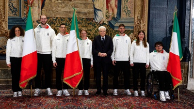 Il Presidente della Repubblica Sergio Mattarella ha consegnato il Tricolore agli azzurri per le Olimpiadi di Milano-Cortina 2026