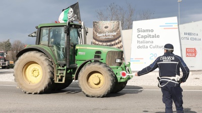 In due giorni, tre morti sul lavoro tra il mantovano e il Veneto, in un macchinario agricolo rimasto incastrato un 23enne