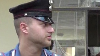 In provincia di Torino un uomo uccide la moglie e poi si toglie la vita, gettandosi nel lago di Avigliana 