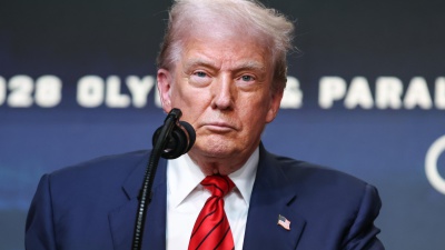 In vigore i dazi di Trump; trionfale il Presidente Usa, miliardi di dollari stanno affluendo qui
