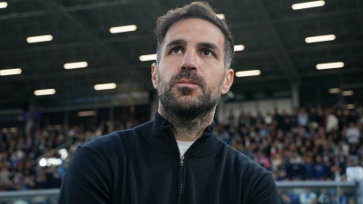 Inter, nuovo allenatore, Fabregas verso il no: "Credo molto nel progetto Como"