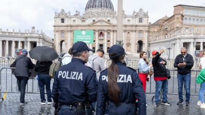Italiani  e italiane sull'orlo di una crisi di nervi, il rapporto Univ-Censis mostra una nazione insicura