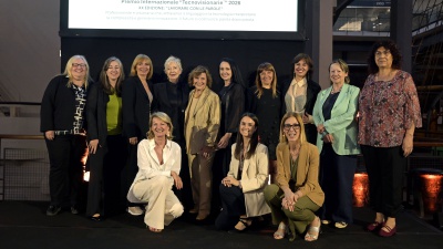 Ivana Faccioli riceve il premio internazionale Tecnovisionarie 2026