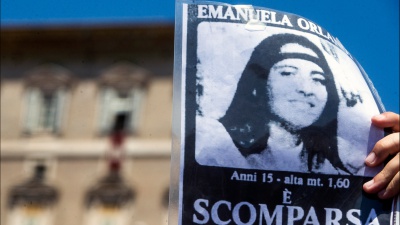 La scomparsa di Emanuela Orlandi, un'amica della 15enne risulta indagata