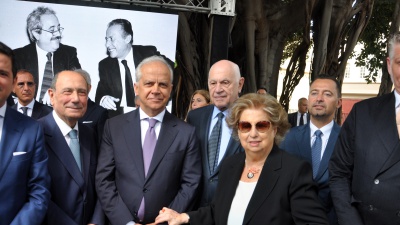 Mafia, a 33 anni dalla Strage di Capaci l'Italia ricorda Falcone, e anche Borsellino. Meloni: “Esempi attuali”