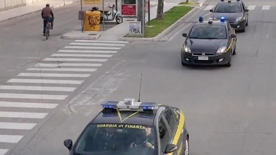 Milano: scoperta una organizzazione che gestiva un giro di escort per clienti facoltosi, ci sono molti calciatori