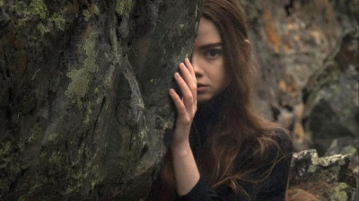 Morte di un Dio, un thriller in viaggio nelle profondità della psiche umana: i retroscena del libro con l’autrice, Emanuela Valentini