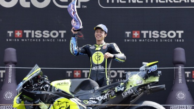 MotoGP, Ai Ogura vince ad Assen, fuori Bezzecchi