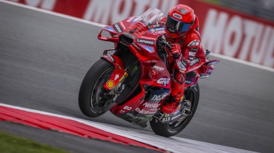 MotoGp, Marc Marquez si prende la Sprint Race del Gran Premio d'Olanda, quinto posto per Bagnaia