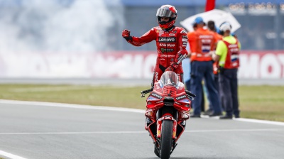 MotoGP, Marc Marquez vince anche il Gran Premio d'Olanda ed eguaglia Agostini per numero di vittorie 