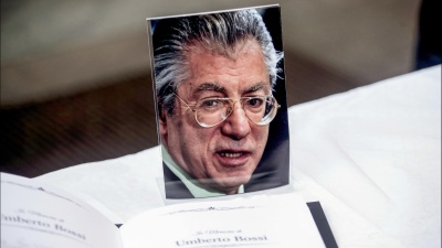 Oggi a Pontida i funerali di Umberto Bossi, ieri la politica ha perso un altro protagonista: Paolo Cirino Pomicino