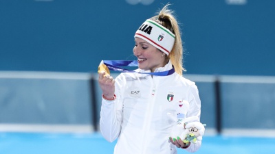 Olimpiadi Milano-Cortina, avvio azzurro: oro Lollobrigida e doppio podio in discesa