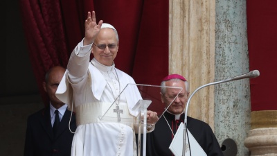 Papa Leone XIV al Regina Coeli. Fortissimo appello per la pace. In centomila a Piazza San Pietro