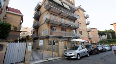 Roma:11 arresti, tra cui cinque minorenni, per sequestri e torture, metodo per punire chi non saldava debiti per droga