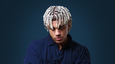 Samurai Jay debutta a Sanremo con “Ossessione”: «Un brano travolgente, un vero tornado di passione»