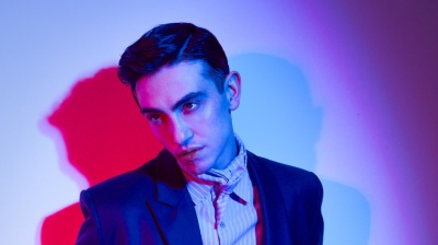 Sanremo 2026: Michele Bravi racconta a RTL 102.5 la prima serata del Festival 