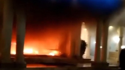 Scoppia un incendio alla festa di nozze, lo sposo tenta di spegnere il fuoco e si ustiona 