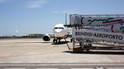 Senza carburante fino a domani l'Aeroporto di Brindisi, limitazioni nel rifornimento a Reggio Calabria e Pescara 